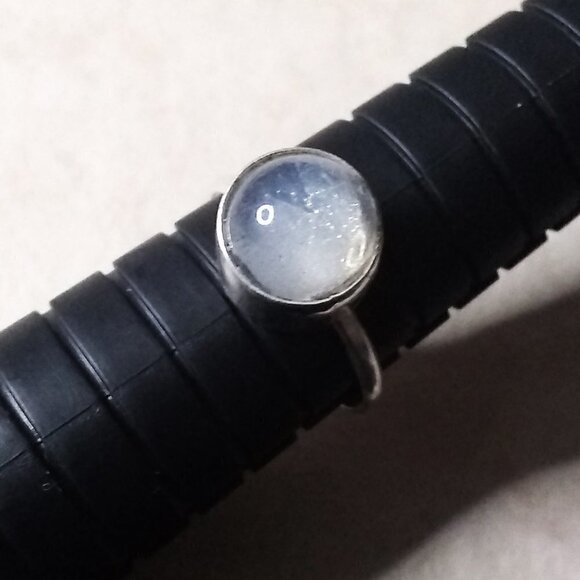 Pale Blue Aquamarine Cabochon Ring ~ Adjustable Sz 6.5 ~ Simple Clean Lines! - Picture 8 of 9